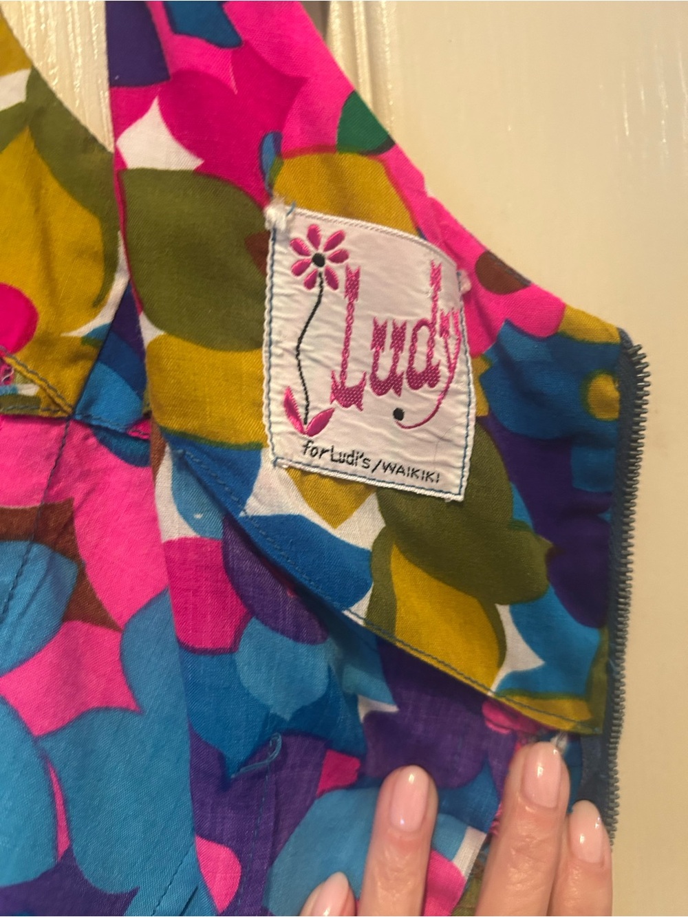 Vintage Floral Midi Dress in Blue, Pink & Green - Sleeveless Shift - Picture 9 of 9